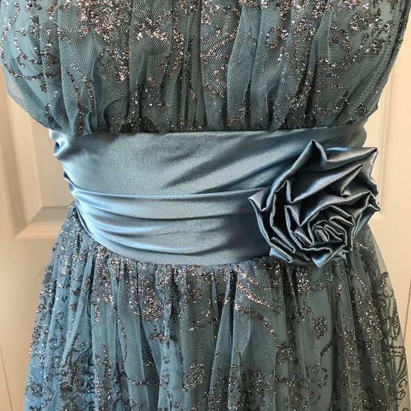 B. Smart Pewter & Silver Metallic Cocktail Dress 3 - Picture 5 of 8